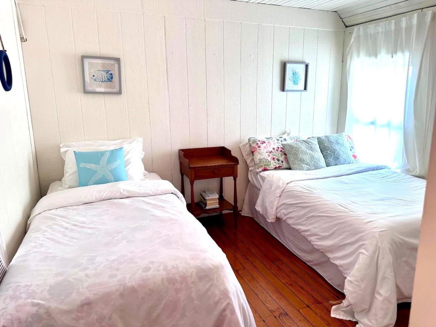 Cozy Beach - Direct Waterfront! East Haven Buitenkant foto